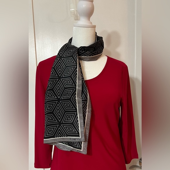 Vtg 100%Silk Scarf - Elaine Gold for Collection XIIX Black Grey Geometric NWT - Picture 2 of 12